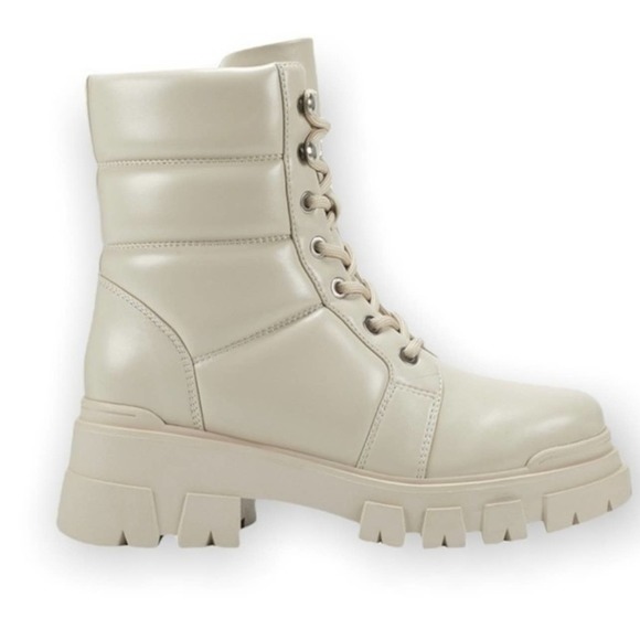 Women's Amita Lug Sole Lace Up Hiker Beige Booties, Size 10 NWOT - Picture 1 of 5